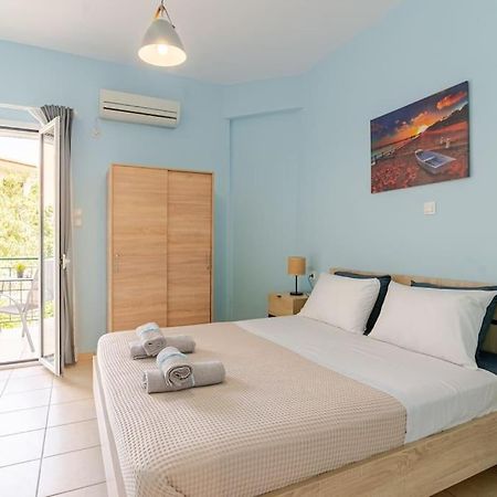 Seaside Escape Apartments - Poseidon Палеа-Фокеа Экстерьер фото