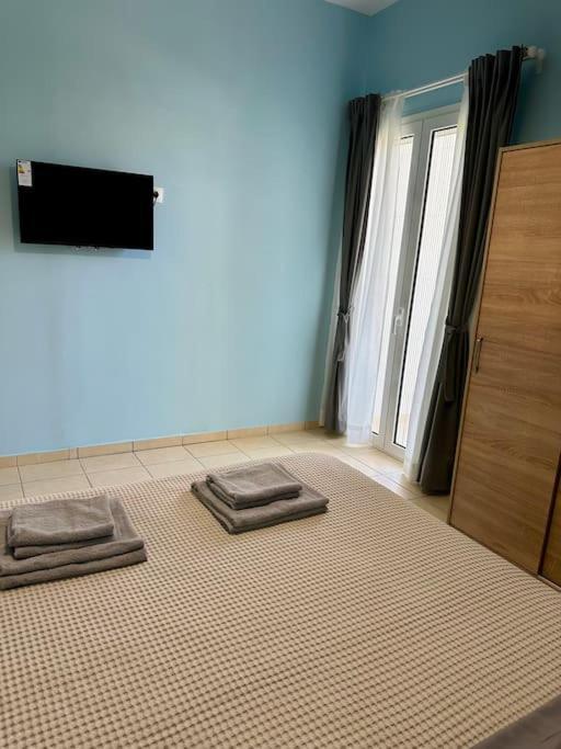 Seaside Escape Apartments - Poseidon Палеа-Фокеа Экстерьер фото
