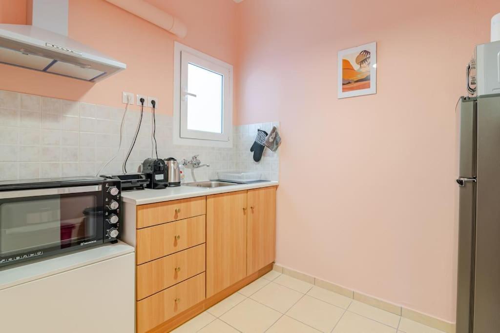 Seaside Escape Apartments - Poseidon Палеа-Фокеа Экстерьер фото