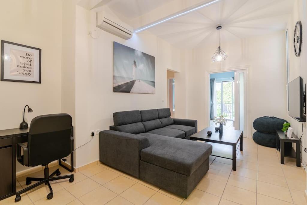 Seaside Escape Apartments - Poseidon Палеа-Фокеа Экстерьер фото